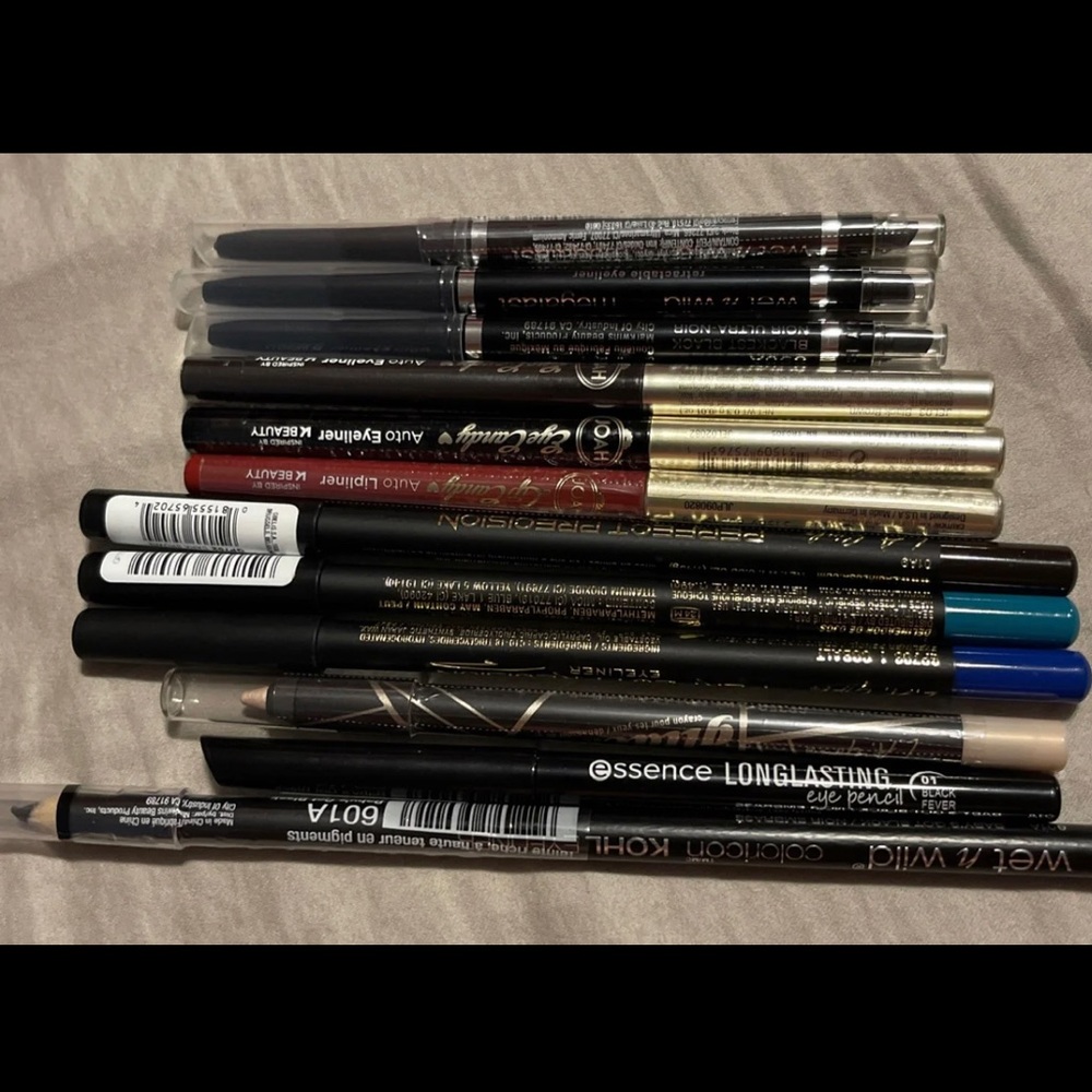 Lot of eye liners pencils